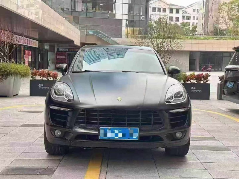 深圳15年保时捷Macan1