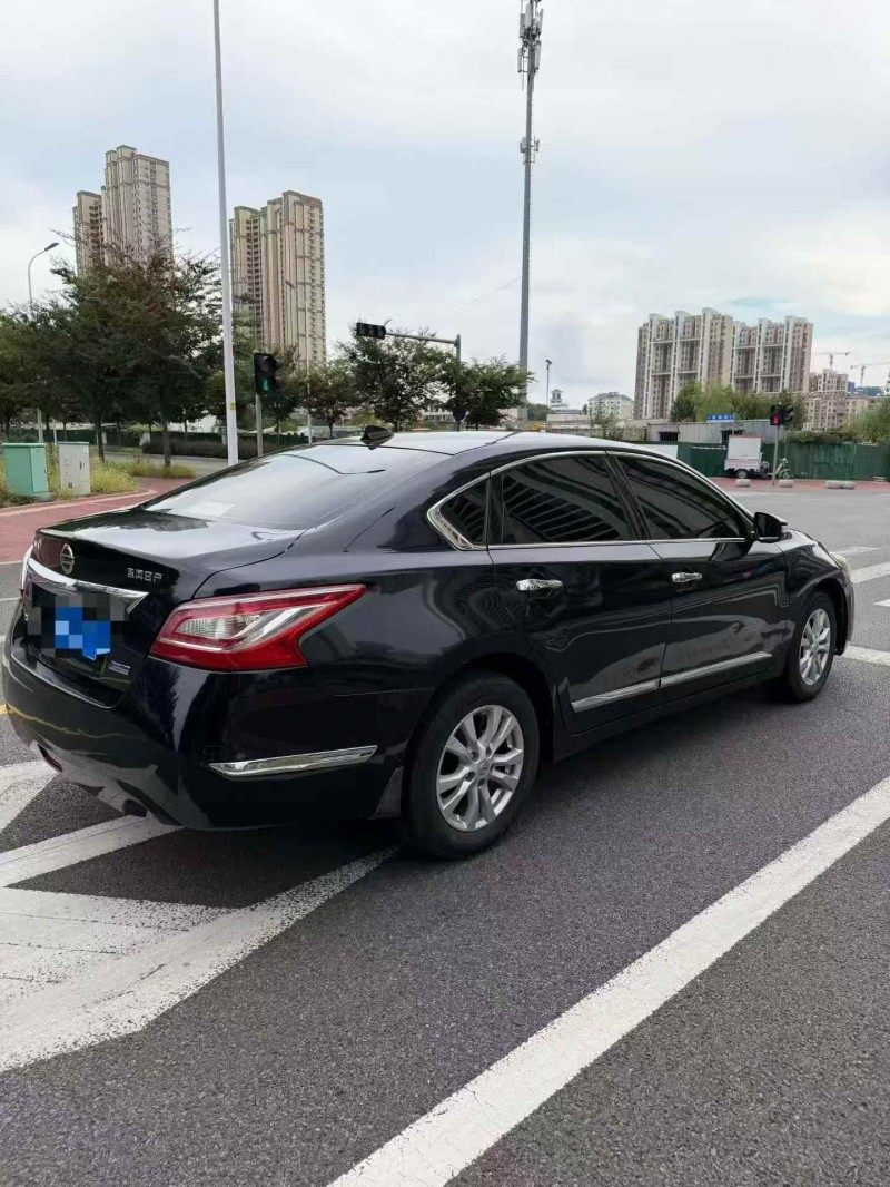 东营16年日产天籁8