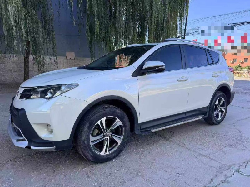 保定16年丰田RAV4荣放3