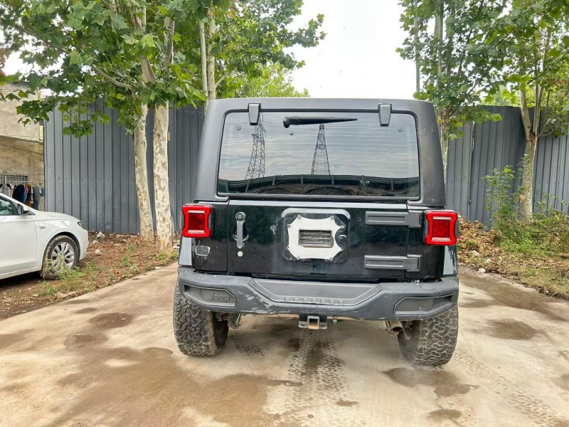 徐州15年Jeep牧马人9