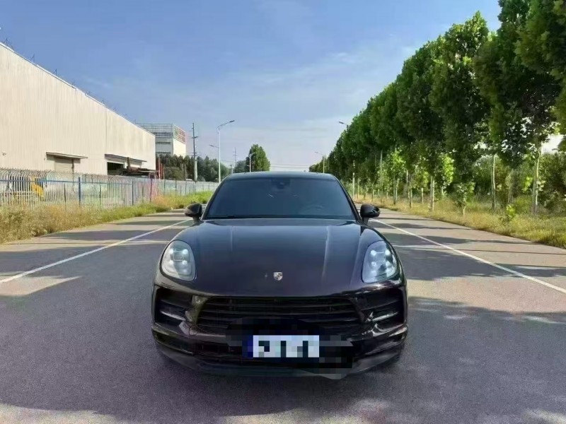 菏泽19年保时捷Macan1