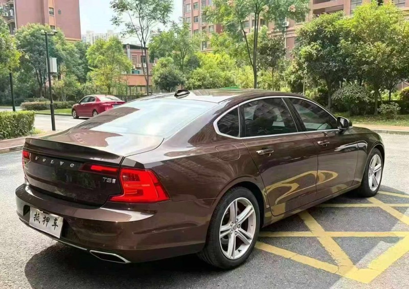 鹰潭17年沃尔沃S909