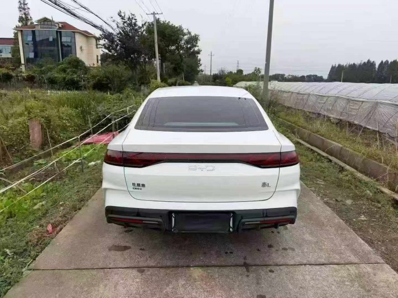 嘉兴25年比亚迪秦9