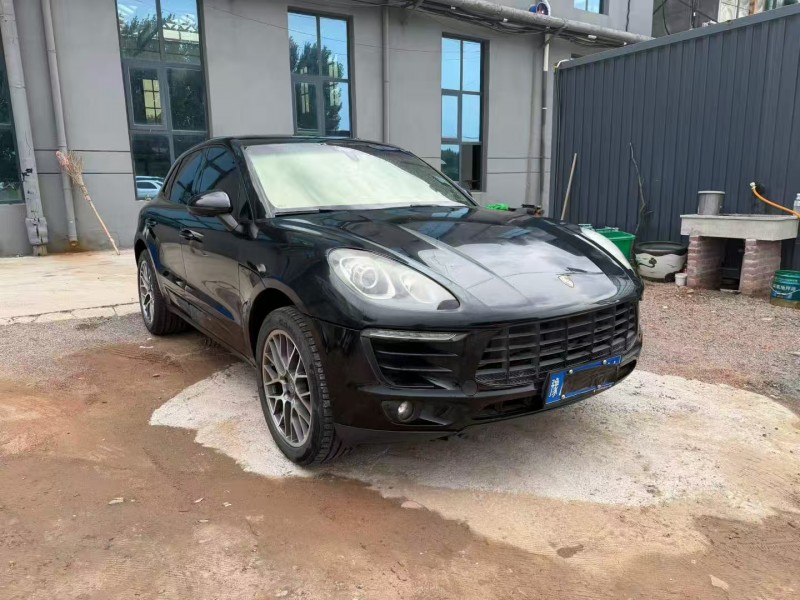 郑州15年保时捷Macan3
