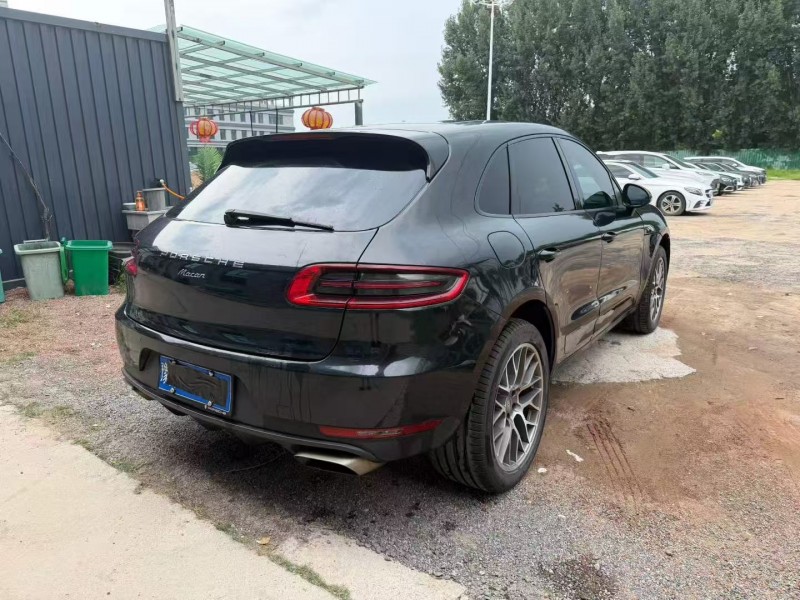 郑州15年保时捷Macan7