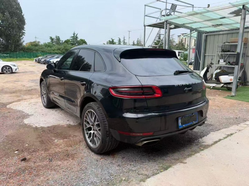 郑州15年保时捷Macan8