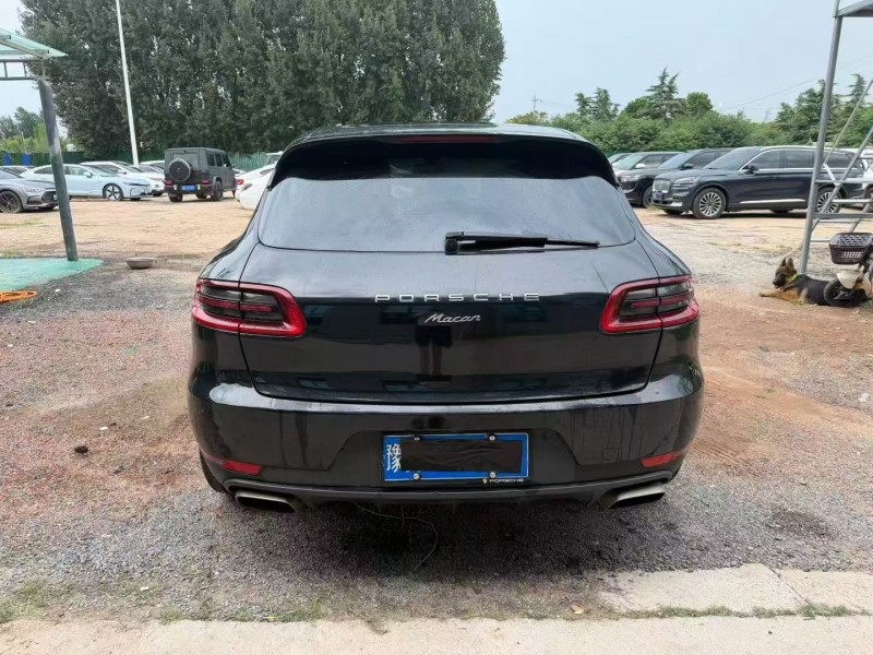 郑州15年保时捷Macan9
