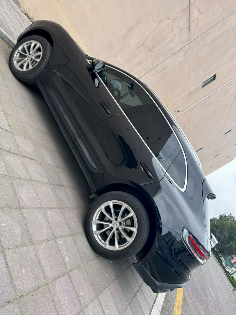 营口23年保时捷Macan7