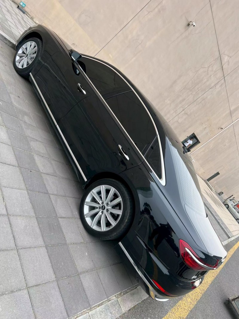 营口21年奥迪A8L7