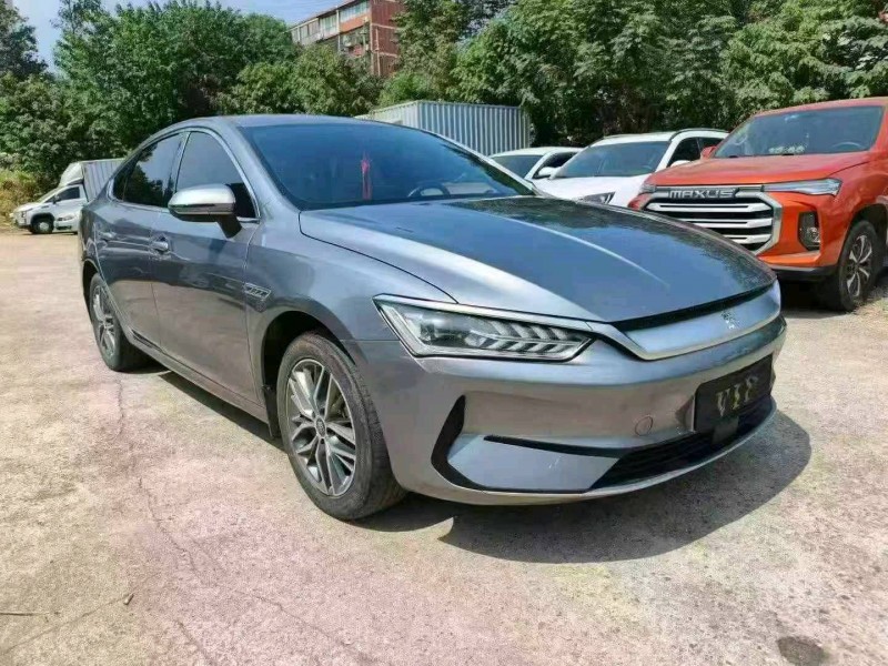 常德24年比亚迪秦3