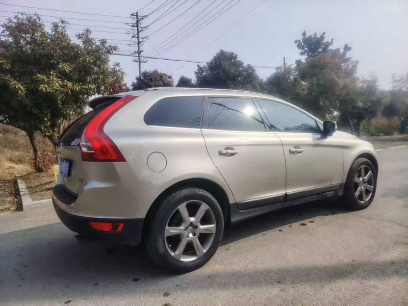 淮安13年沃尔沃XC606