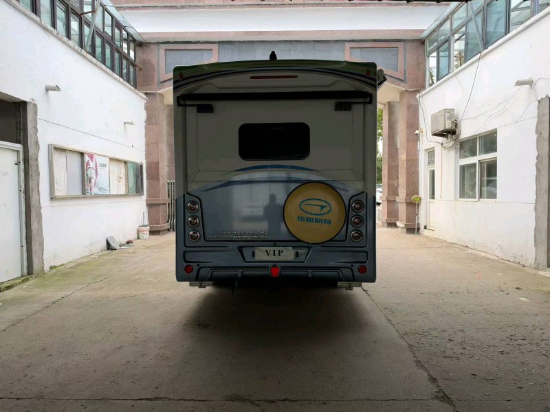徐州22年依维柯房车9