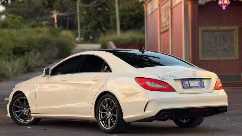 湛江14年奔驰CLS6