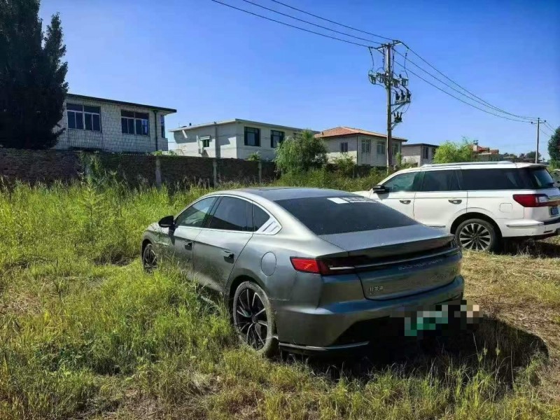 保定22年比亚迪汉7