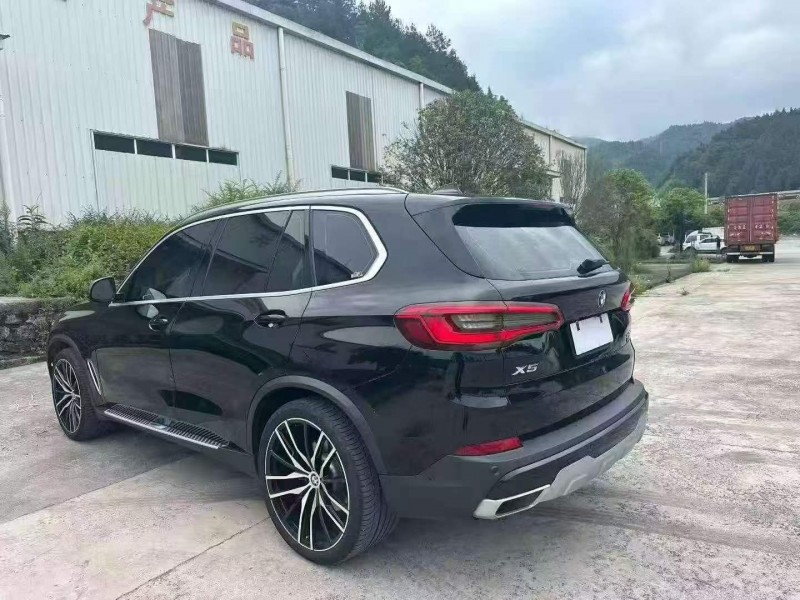 东营22年宝马X56