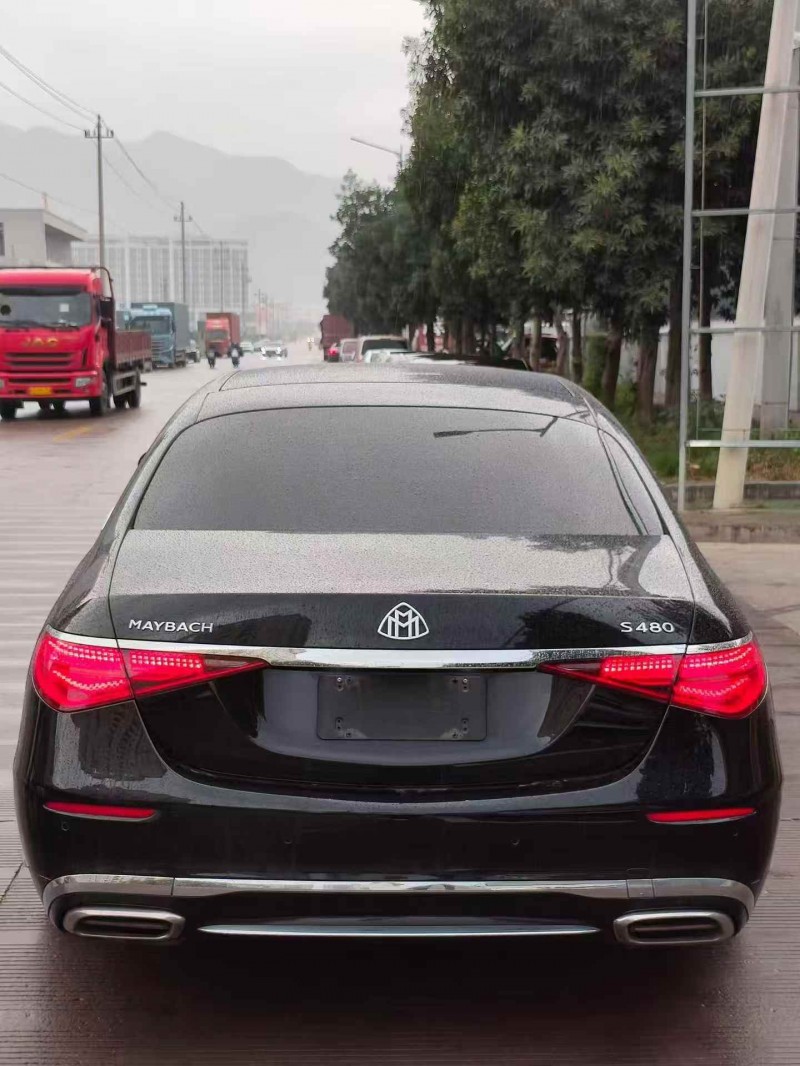 嘉兴21年奔驰S8