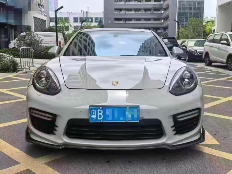 深圳16年保时捷帕拉梅拉1