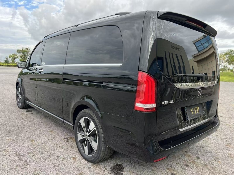 盐城22年奔驰V8