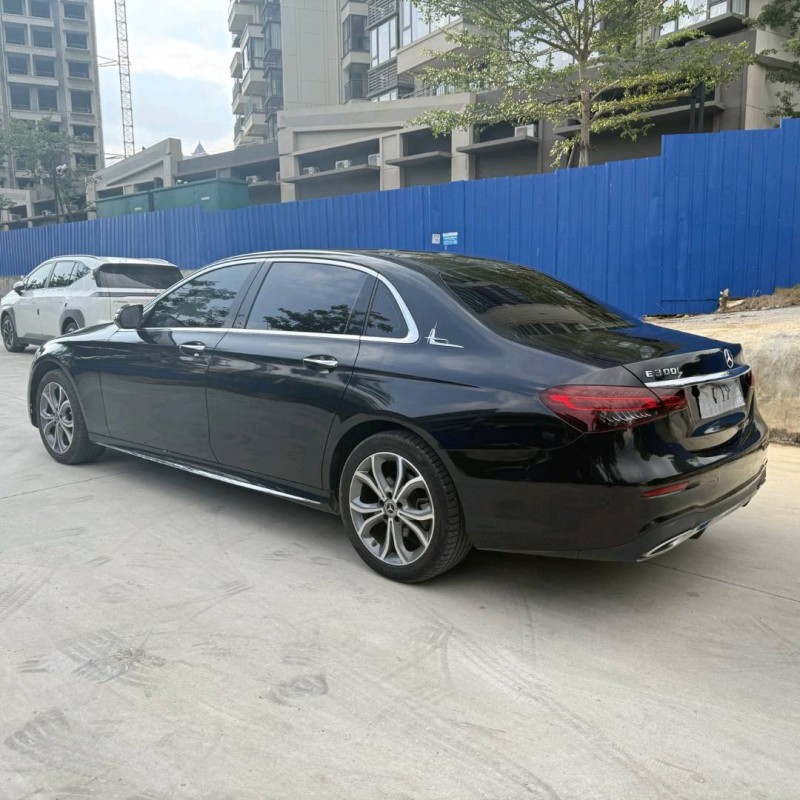 南宁21年奔驰E8
