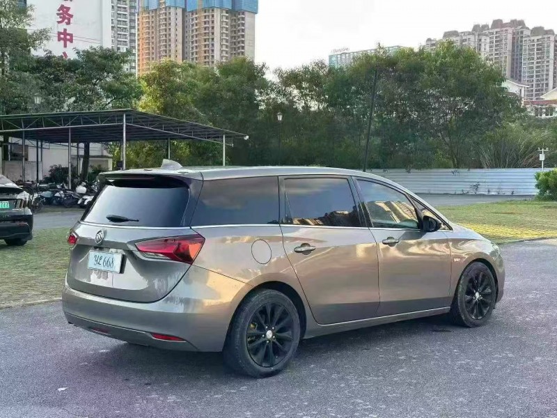 南宁20年别克GL67