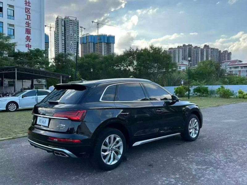 南宁22年奥迪Q57