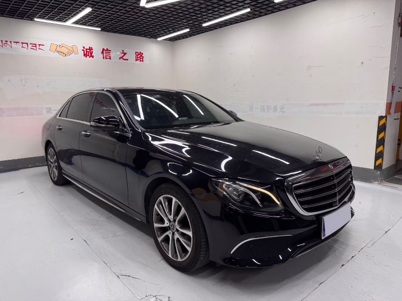 恩施17年奔驰E2