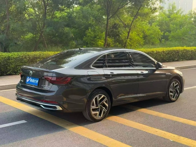 东莞25年大众速腾6