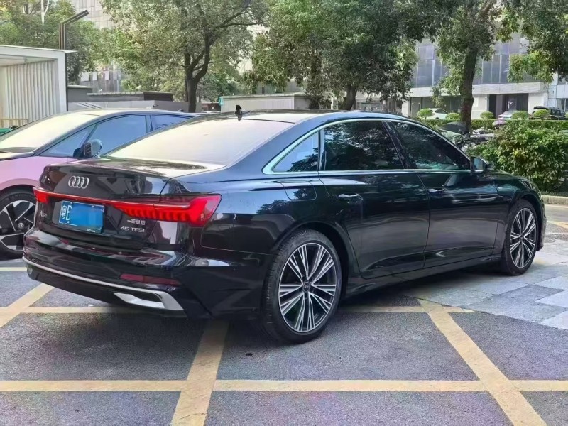 深圳24年奥迪A6L8
