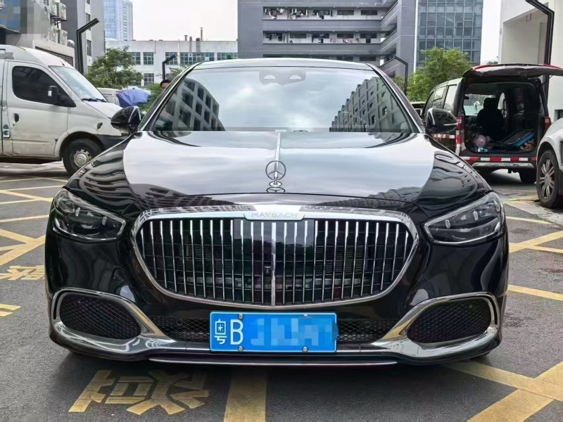 深圳23年奔驰迈巴赫S级1