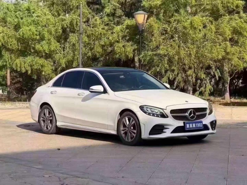 东营21年奔驰C2