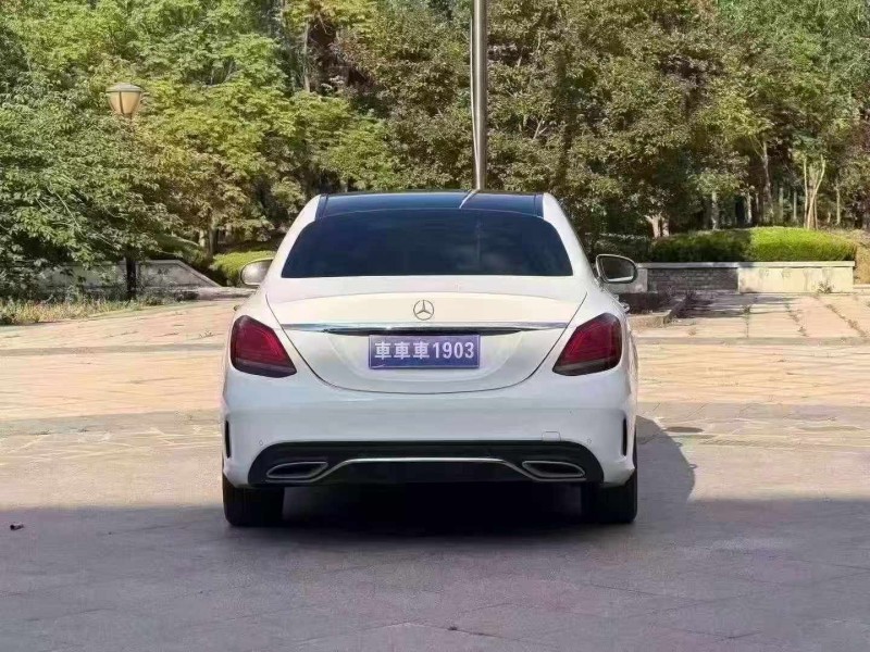 东营21年奔驰C9