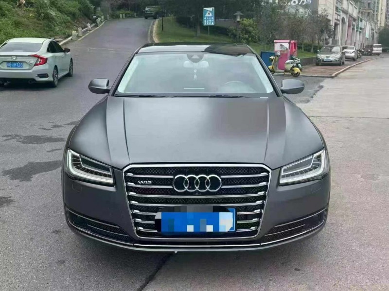 泉州13年奥迪A8L1