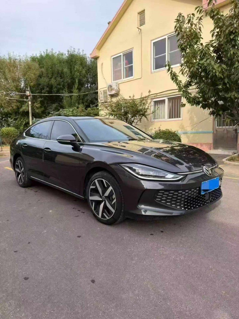 潍坊25年大众凌渡2
