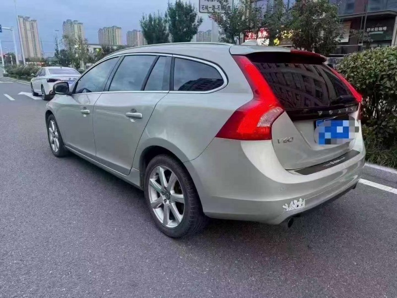 烟台17年沃尔沃V606