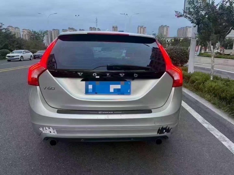 烟台17年沃尔沃V609