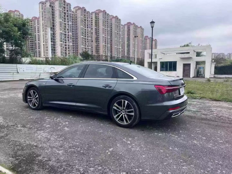 南宁19年奥迪A6L8