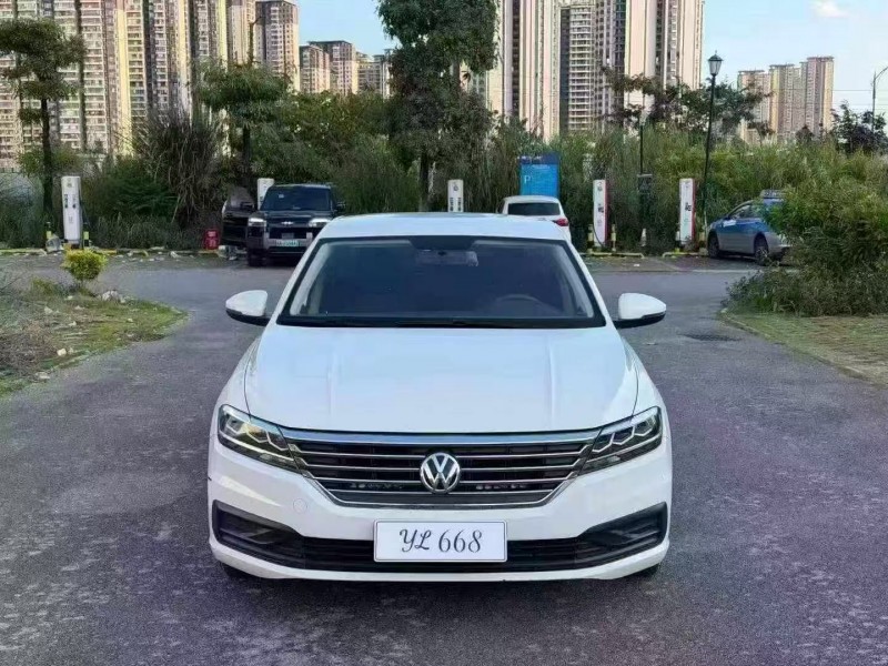 南宁19年大众朗逸1