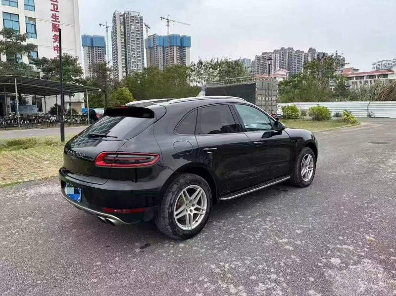 南宁16年保时捷Macan7