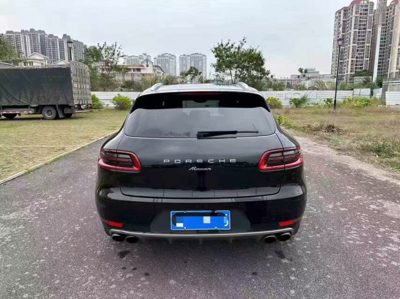 南宁16年保时捷Macan9