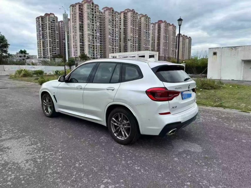 南宁19年宝马X38