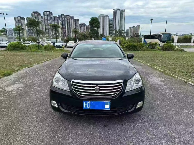 南宁10年丰田皇冠1
