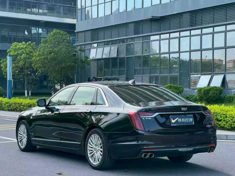 东莞20年凯迪拉克CT64