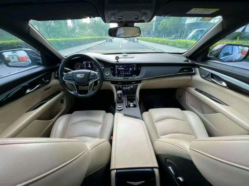 东莞20年凯迪拉克CT68