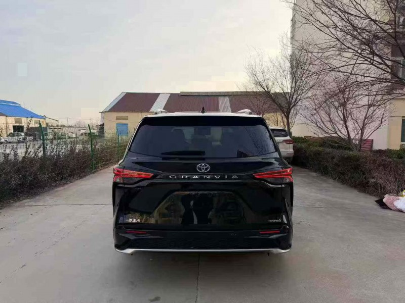 徐州23年丰田格瑞维亚9