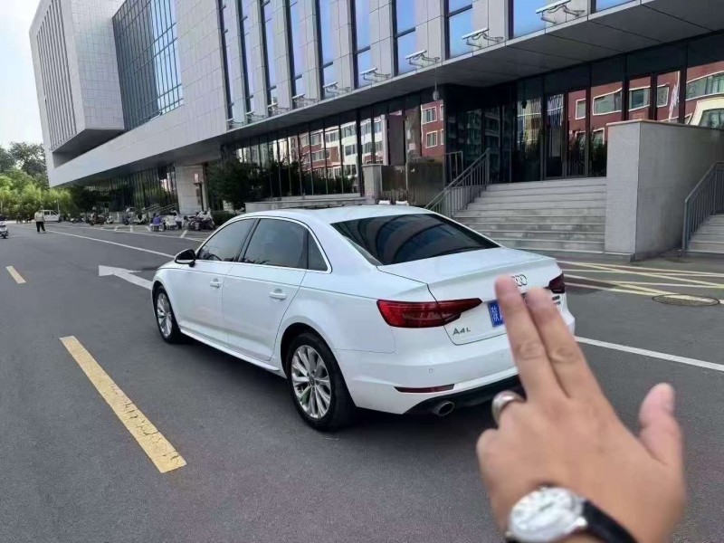 淄博17年奥迪A4L8