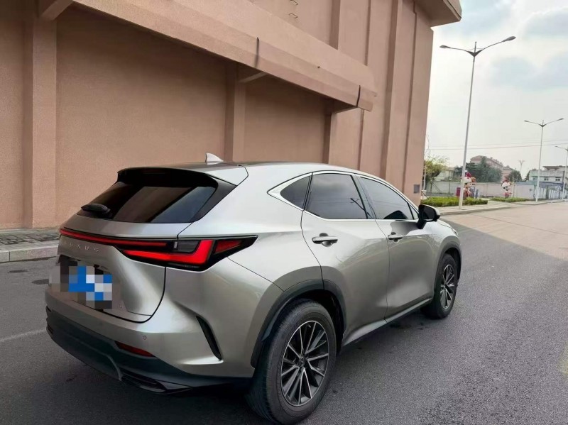 枣庄22年雷克萨斯NX8