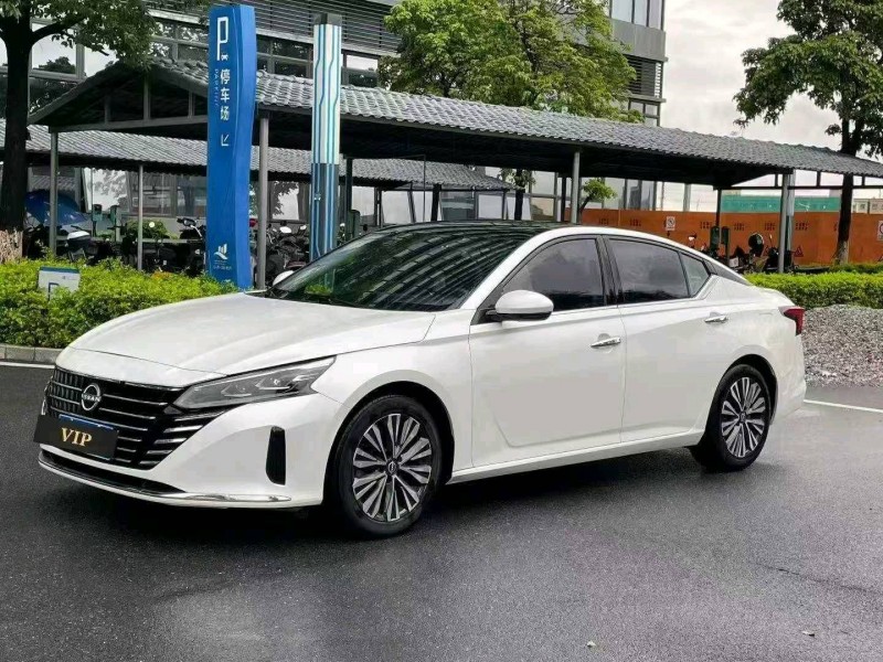 东莞23年日产天籁2