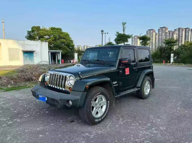 南宁11年Jeep牧马人3
