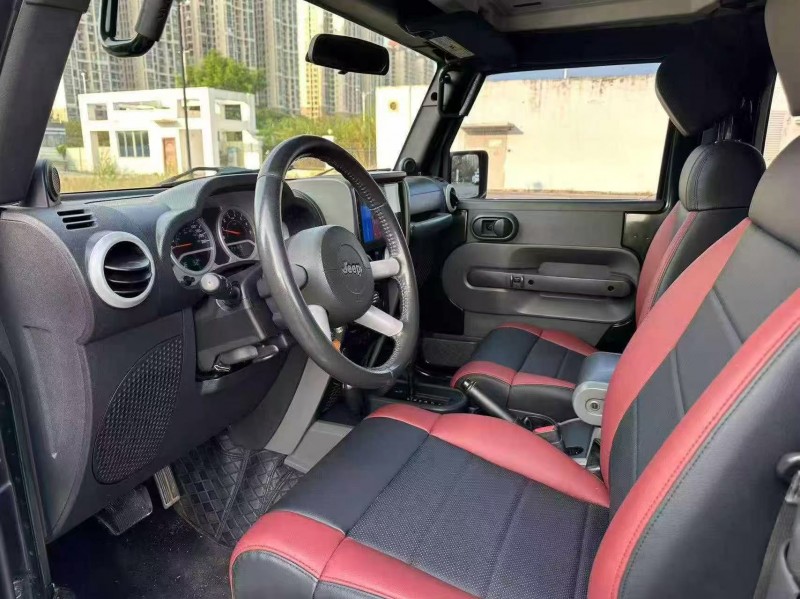 南宁11年Jeep牧马人4