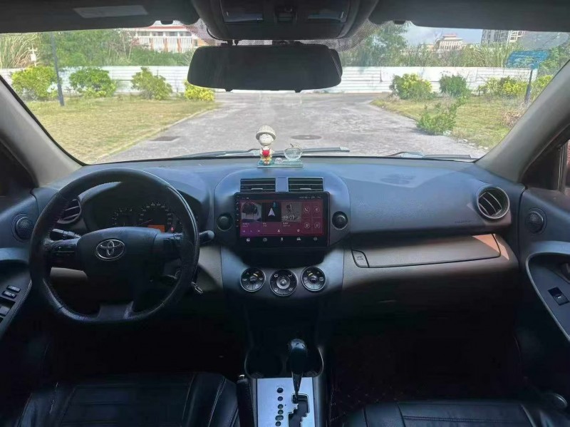南宁13年丰田RAV45